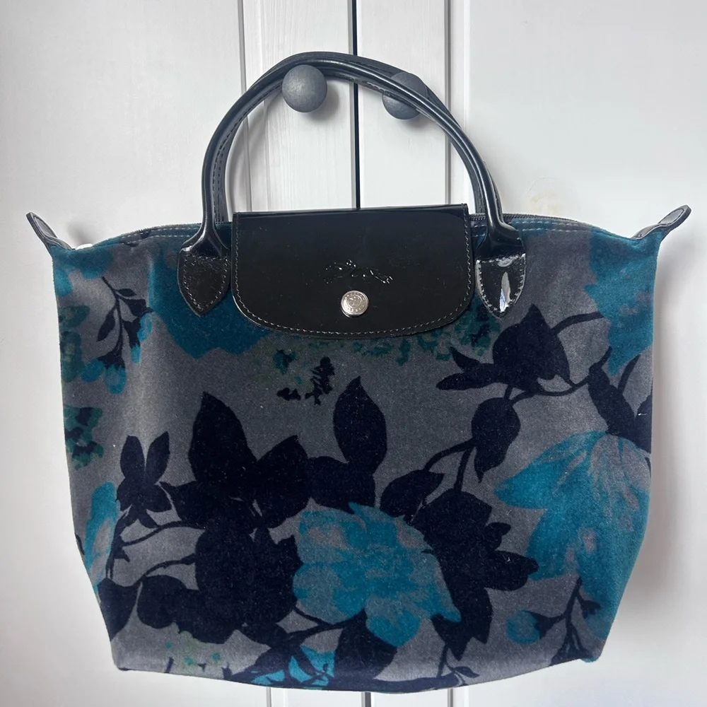 Longchamp tonal blue Floral Print Velvet Le Pliage Tote - Picture 1 of 5